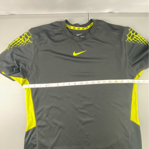 Nike Black Neon Yellow Dri-Fit Short Sleeve Athletic Shirt Men's size medium - Picture 7 of 10